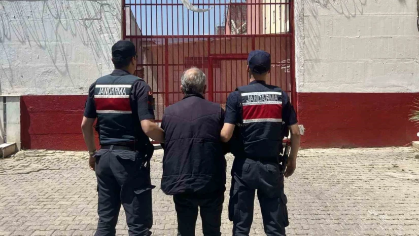 Zimmet suçundan aranan şahıs Efeler'de yakalandı