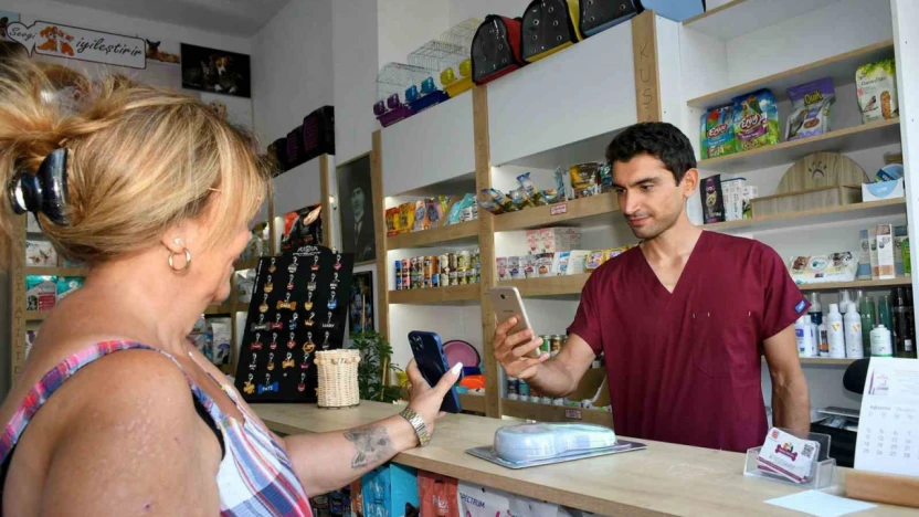Adalı Kart'tan hayvan severlere müjdeli haber