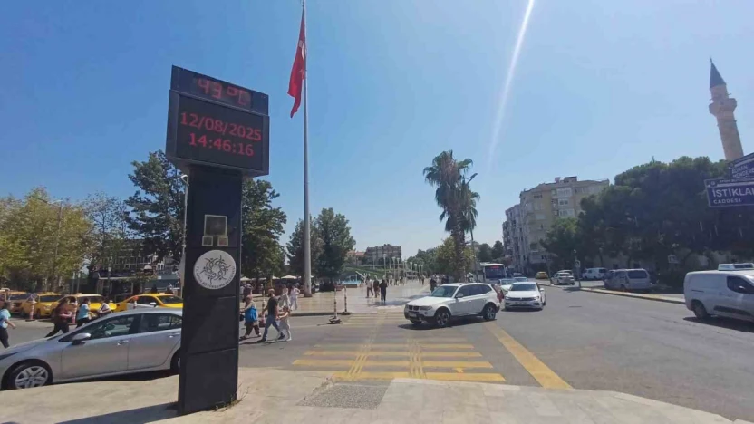 Aydın'da hissedilen sıcaklık 50 dereceye yaklaştı