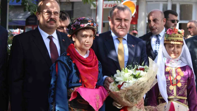 Bakan Bak'ın Aydın'daki ilk durağı Valilik oldu
