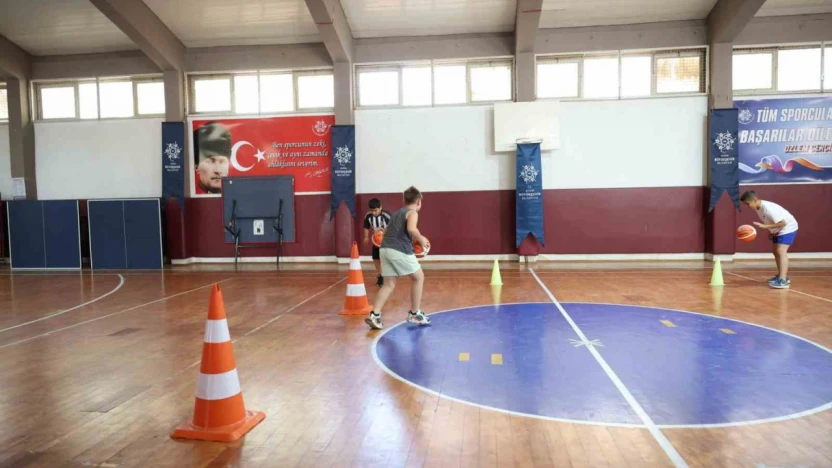Başkan Çerçioğlu'ndan çocuklara yaz tatilinde spor desteği
