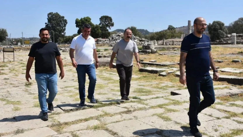 Başkan Zencirci, Magnesia Antik Kenti çalışmalarını inceledi