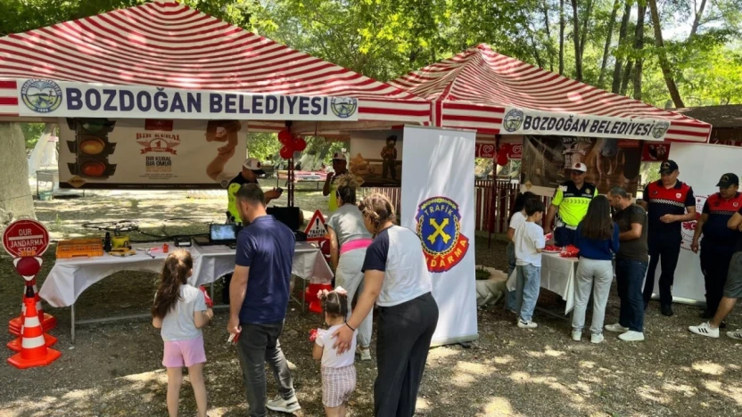 Bozdoğan'da Trafik Haftası renkli kutlandı