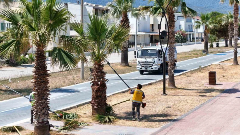 Büyükşehir Belediyesi'nden Davutlar ve Güzelçamlı'da kapsamlı çalışma