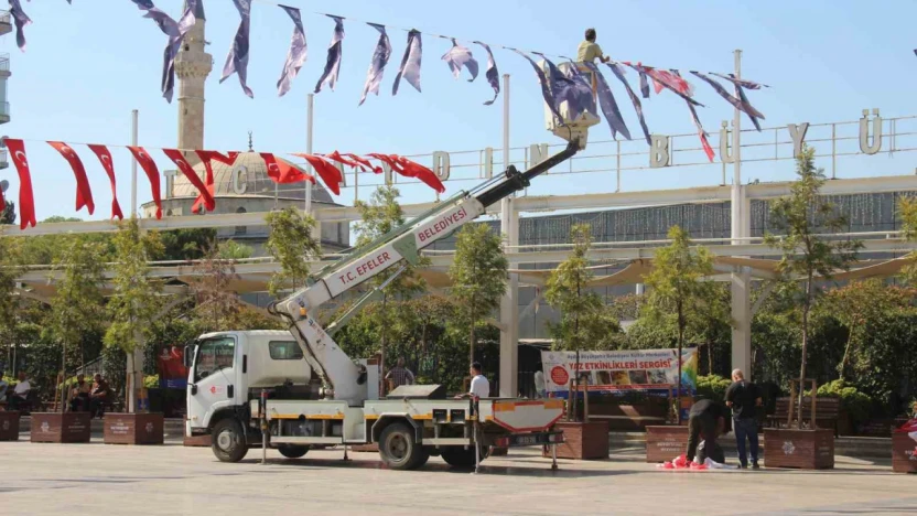 CHP'nin flamalarını toplamak Efeler Belediyesi'ne kaldı