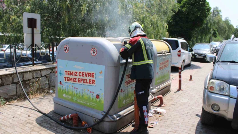 Çöp konteyneri yangını araçlara sıçramadan söndürüldü
