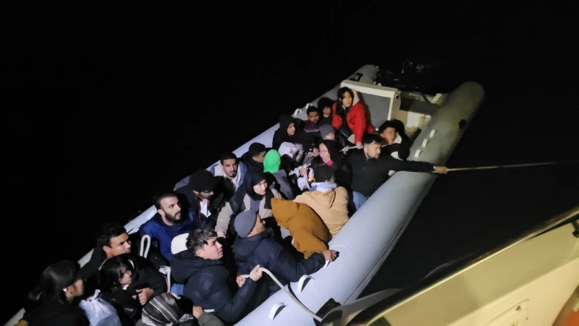 Didim'de 14 düzensiz göçmen yakalandı