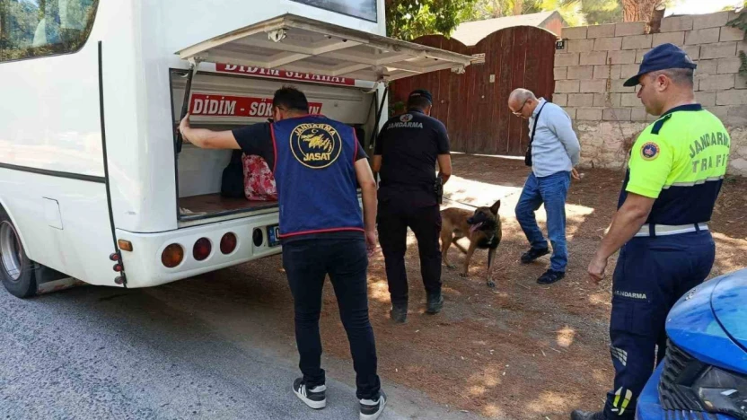 Didim'de 17 aranan şahıs yakalandı