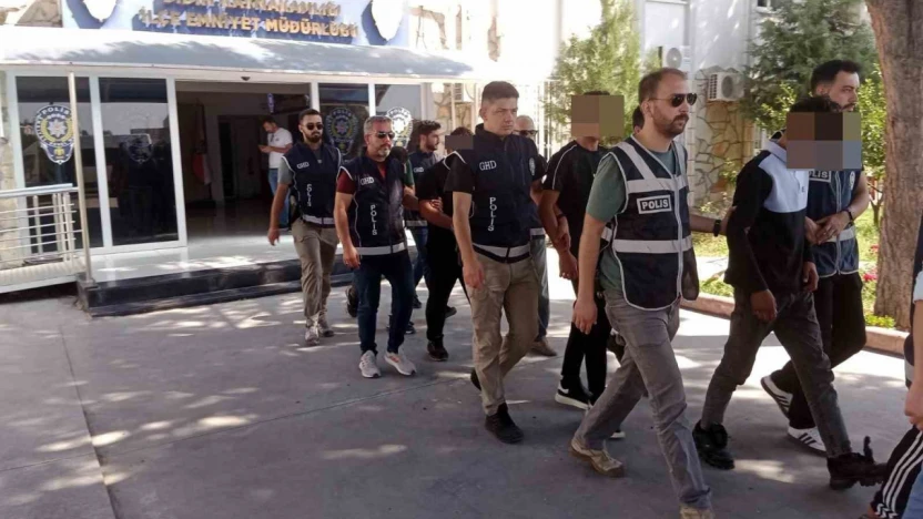 Didim'de göçmen kaçaklığı operasyonu: '5 organizatör yakalandı'