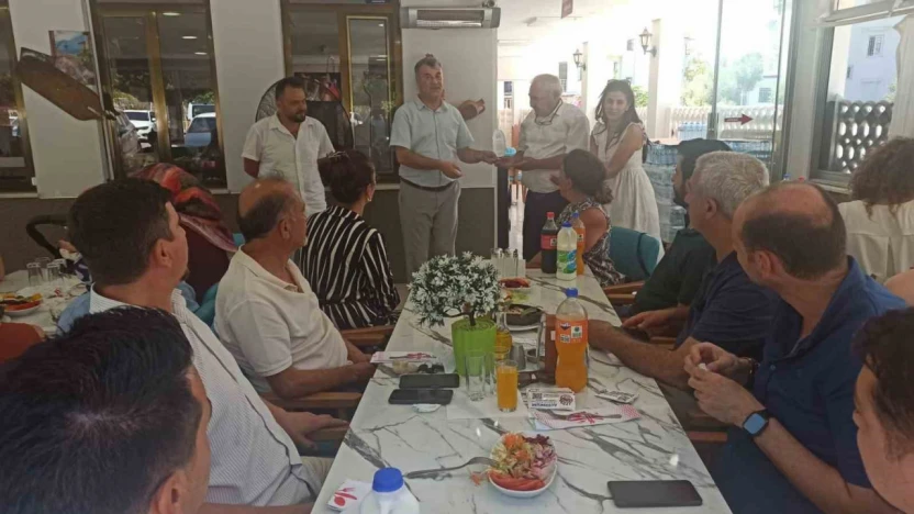 Didim'de görev yeri değişen şube müdürlerine veda yemeği