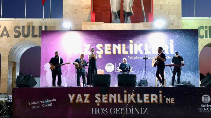 Didim'de yaz şenlikleri akşamlara renk katıyor