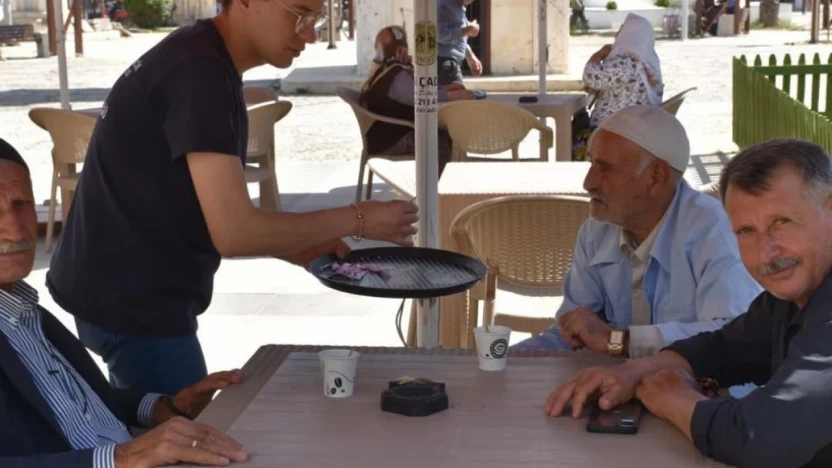 Germencik Belediyesi çay fiyatlarını 1 TL olarak güncelledi
