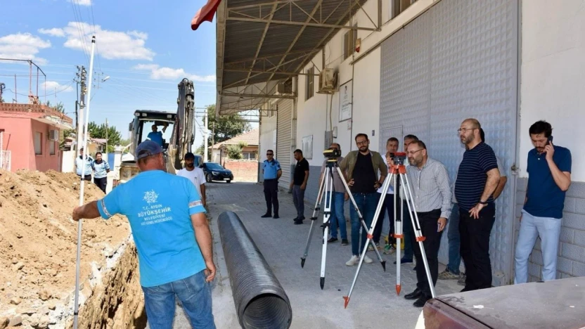 Germencik'te yağmur suyu altyapı çalışmaları sürüyor