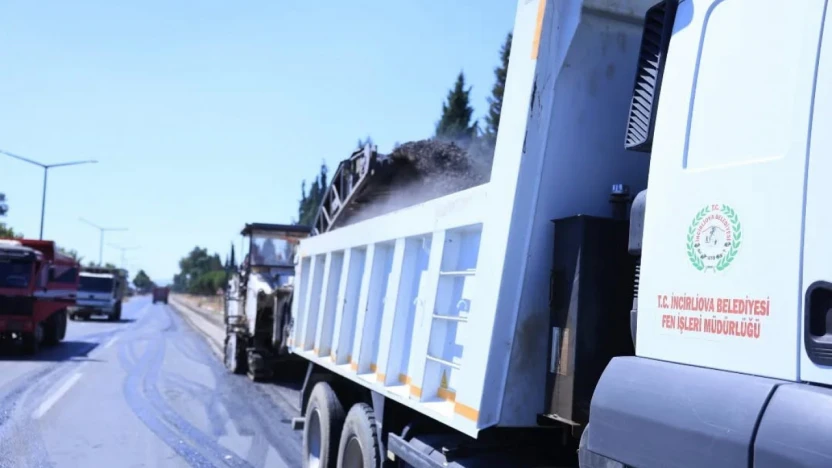 İncirliova'da karayolunda çalışmalar sürüyor
