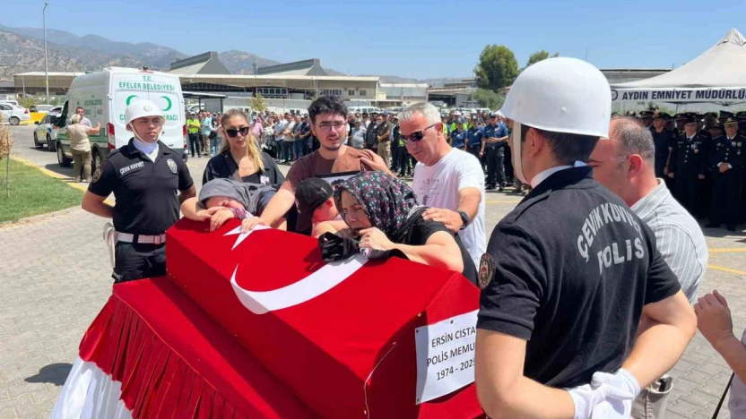 Kalp krizi geçirip hayatını kaybeden polis memuru için tören düzenlendi