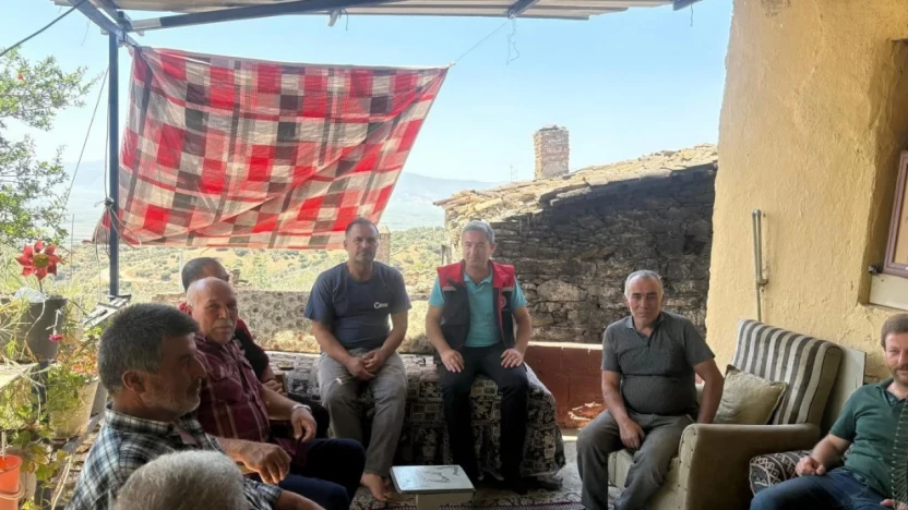 Karadut Mahallesi'nde üreticilere tarım ve hayvancılık eğitimi