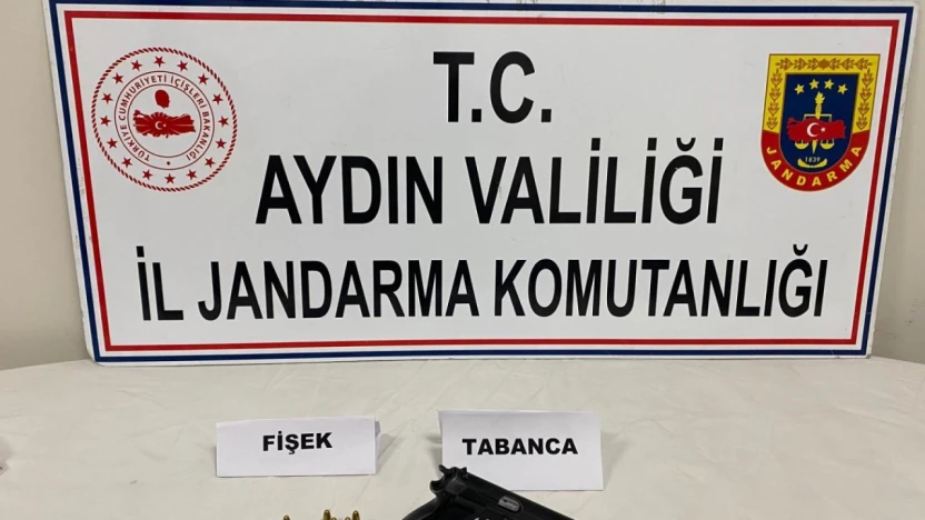 Koçarlı'da ruhsatsız silah ele geçirildi