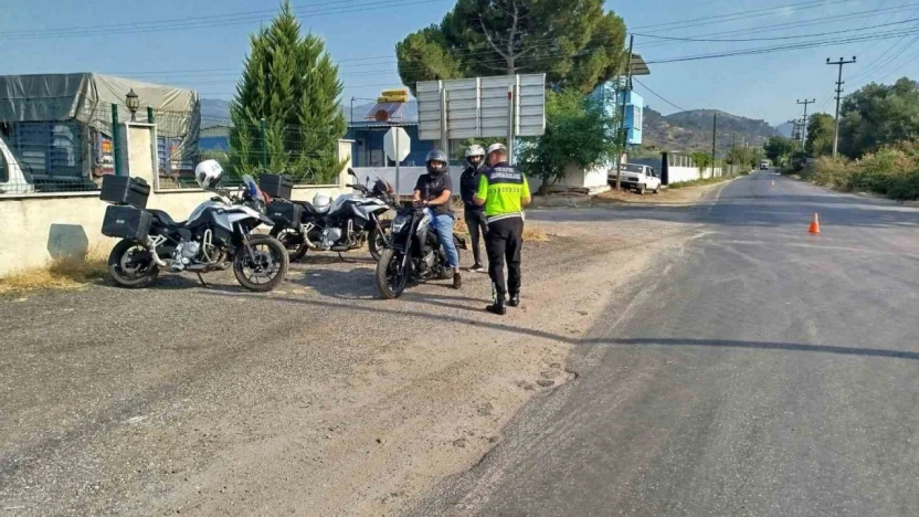 Köşk'te kurallara uymayan 6 sürücüye para cezası
