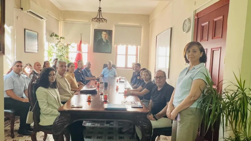 Kuşadası'nda Çocuk Koruma ve Kadına Yönelik Şiddetle Mücadele toplantısı yapıldı