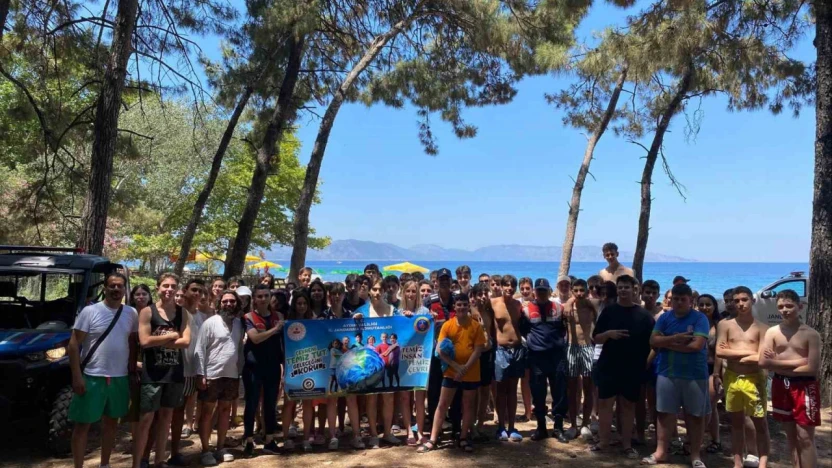 Kuşadası'nda öğrencilere uygulamalı çevre bilinci eğitimi