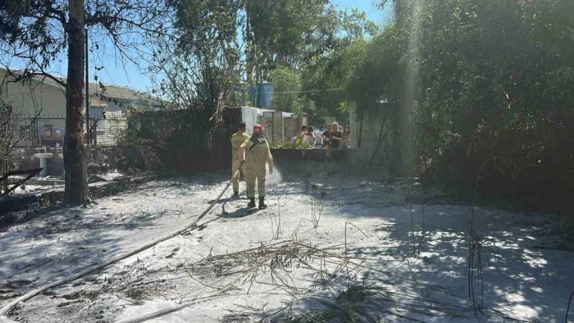 Marmaris Hisarönü'nde çıkan yangın kısa sürede söndürüldü