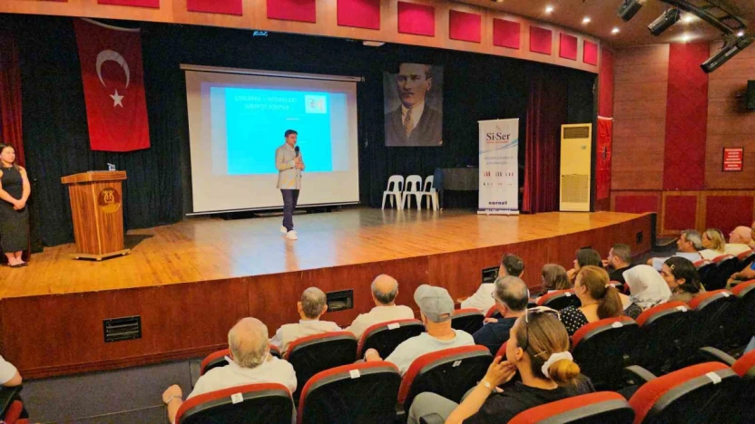 Nazilli'de 'İşitme Bilinci ve Sağlığı' paneli düzenlendi