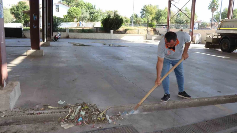 Nazilli'de pazar yerlerini kirletenlere ceza