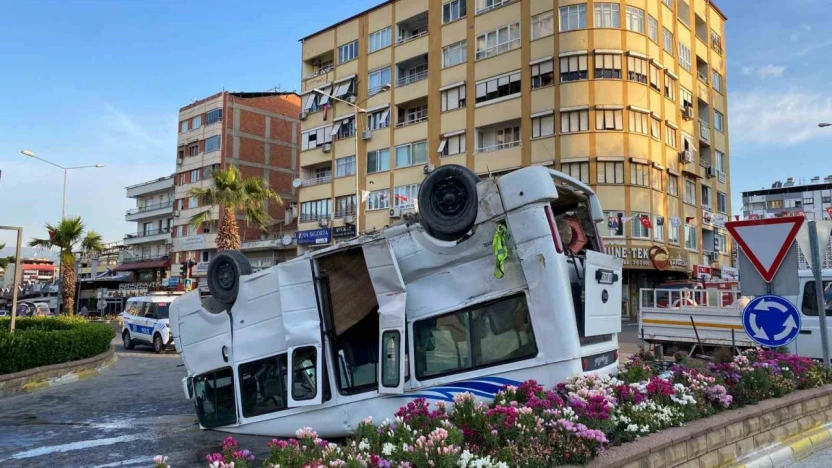 Nazilli'de trafik kazası: 3 yaralı