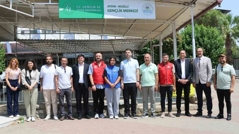 Nazilli Gençlik Merkezi'nde incelemelerde bulunuldu
