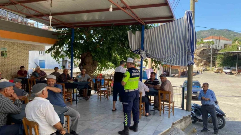 Traktör sürücülerine güvenlik eğitimi