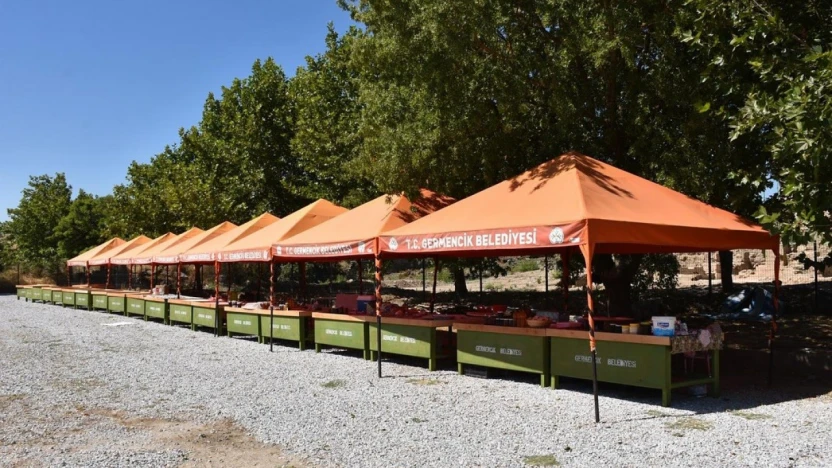 Yarışlar Kenti Magnesia'da Tarihi Köy Pazarı hazırlığı
