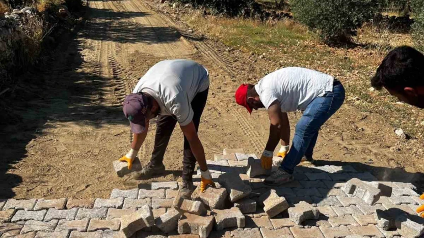 Yaykın Mahallesi'nde yol çalışmaları devam ediyor